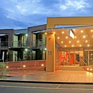 Stay At Alice Springs Hotel